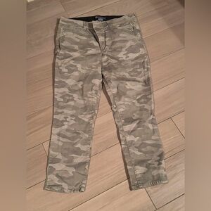 Democracy Women's Tan Camouflage Cargo Pants with pockets size 14